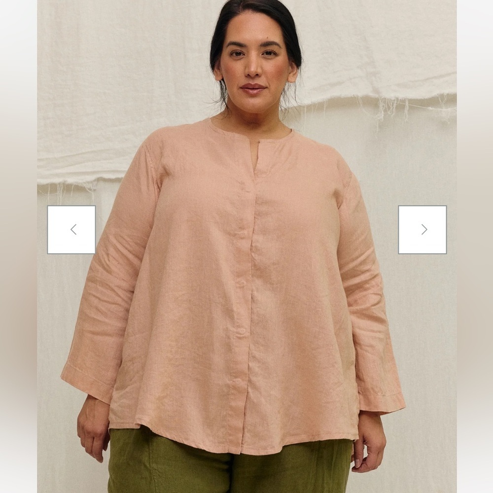 Elizabeth Suzann Long Sleeve Kara Snap Top in Lightweight Linen